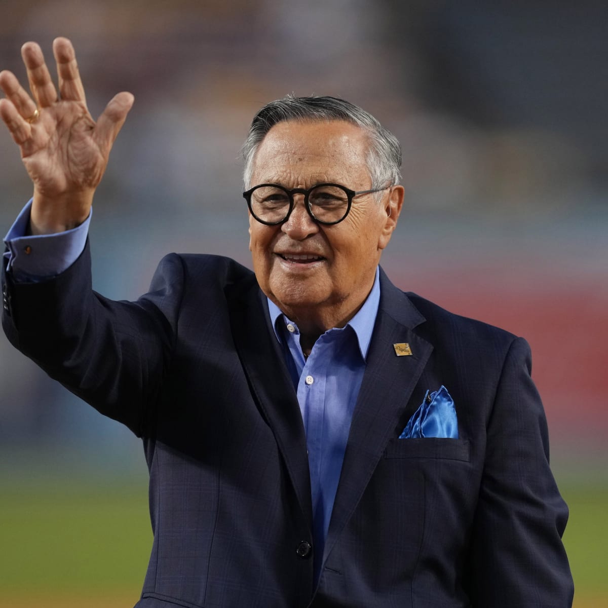 Retired, legendary Dodgers Spanish broadcaster Jaime Jarrin staying busy  with family and foundation after putting away the mic - ABC7 Los Angeles