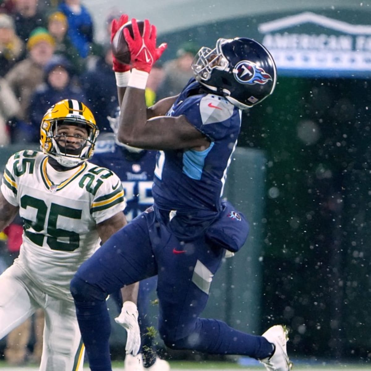 De'Vondre Campbell Likes Packers' History, Talent - Sports Illustrated  Green Bay Packers News, Analysis and More