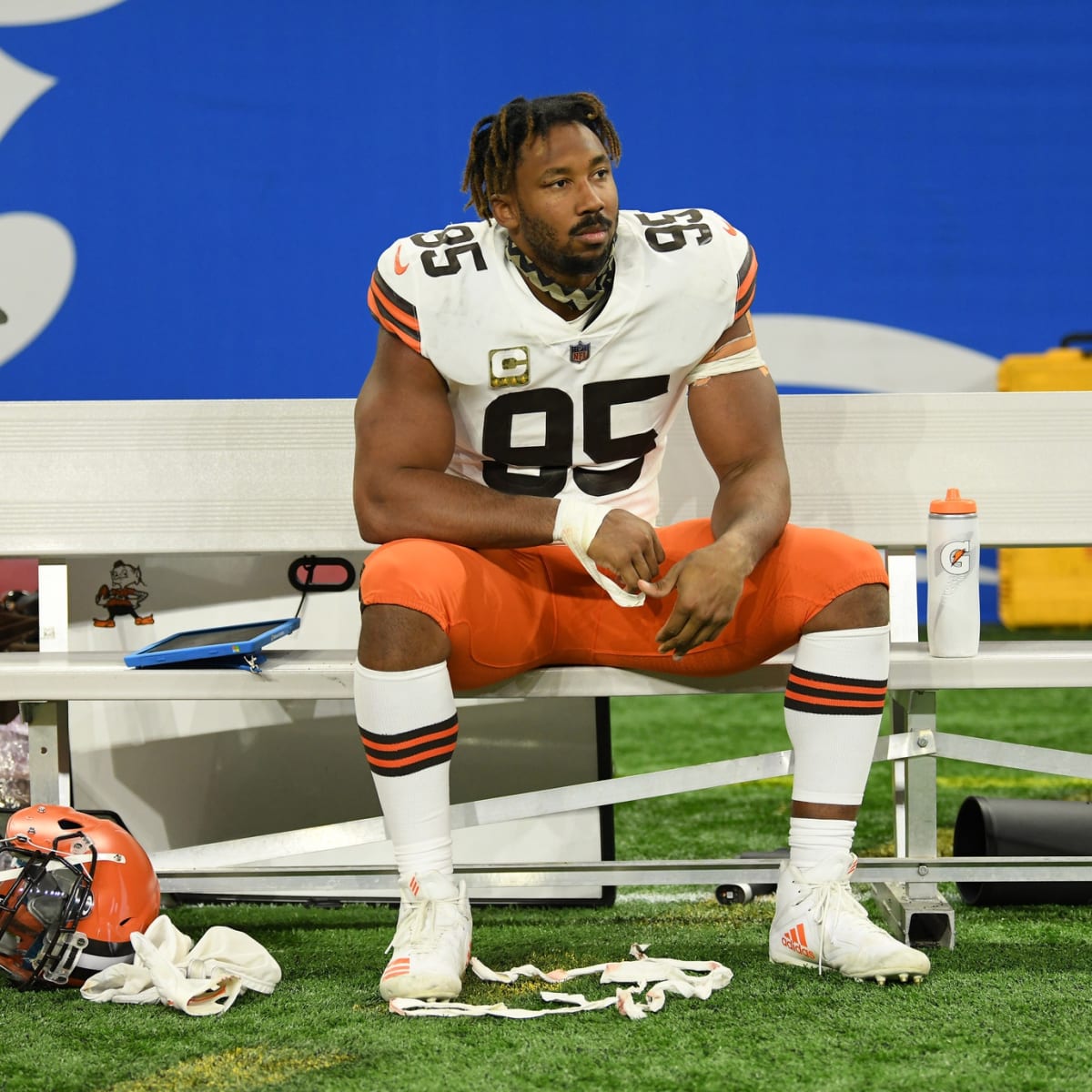Myles Garrett takes dig at Browns coaches after Patriots rout