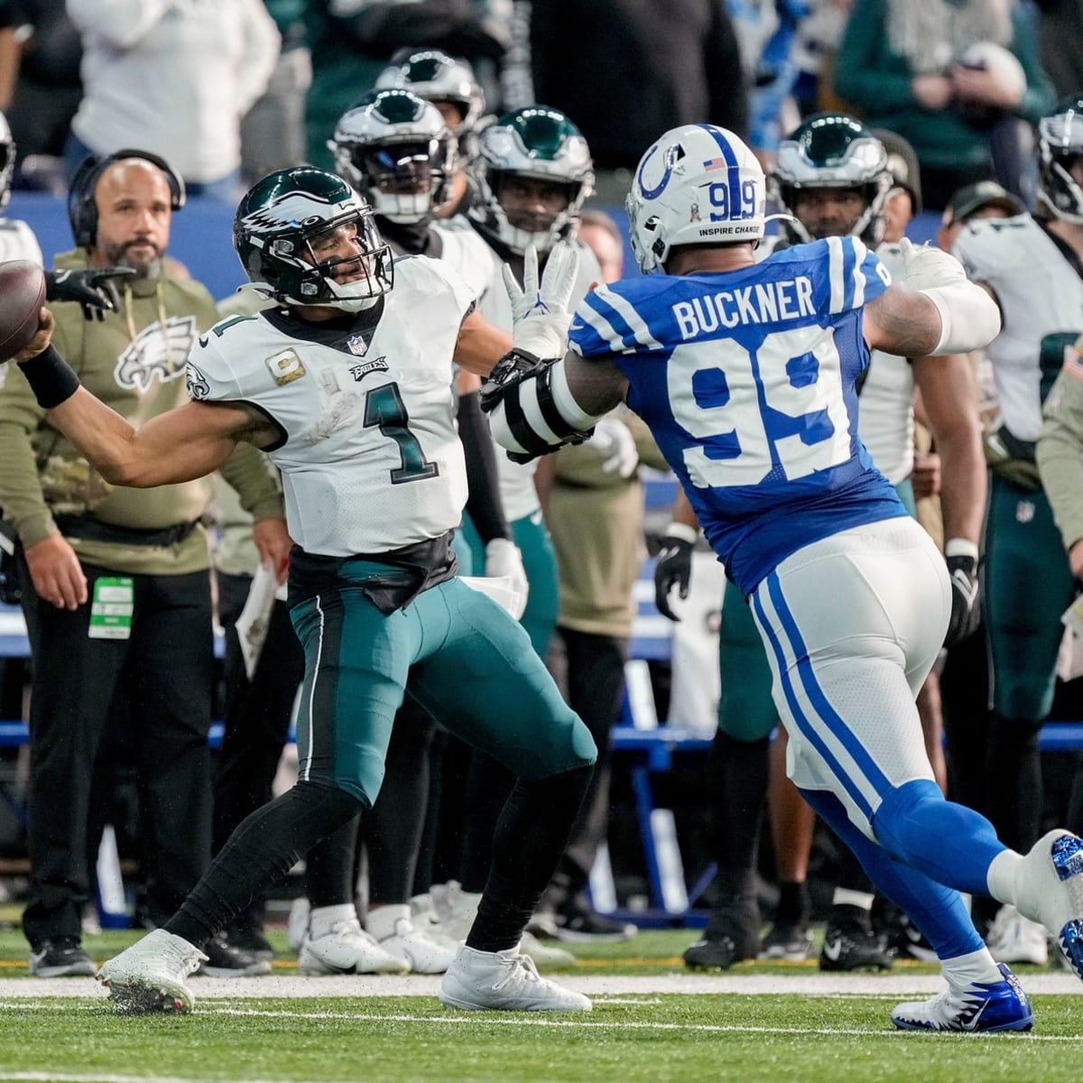 Eagles' Darius Slay Calls Out Lack of Veteran Mentorship in NFL - Sports  Illustrated