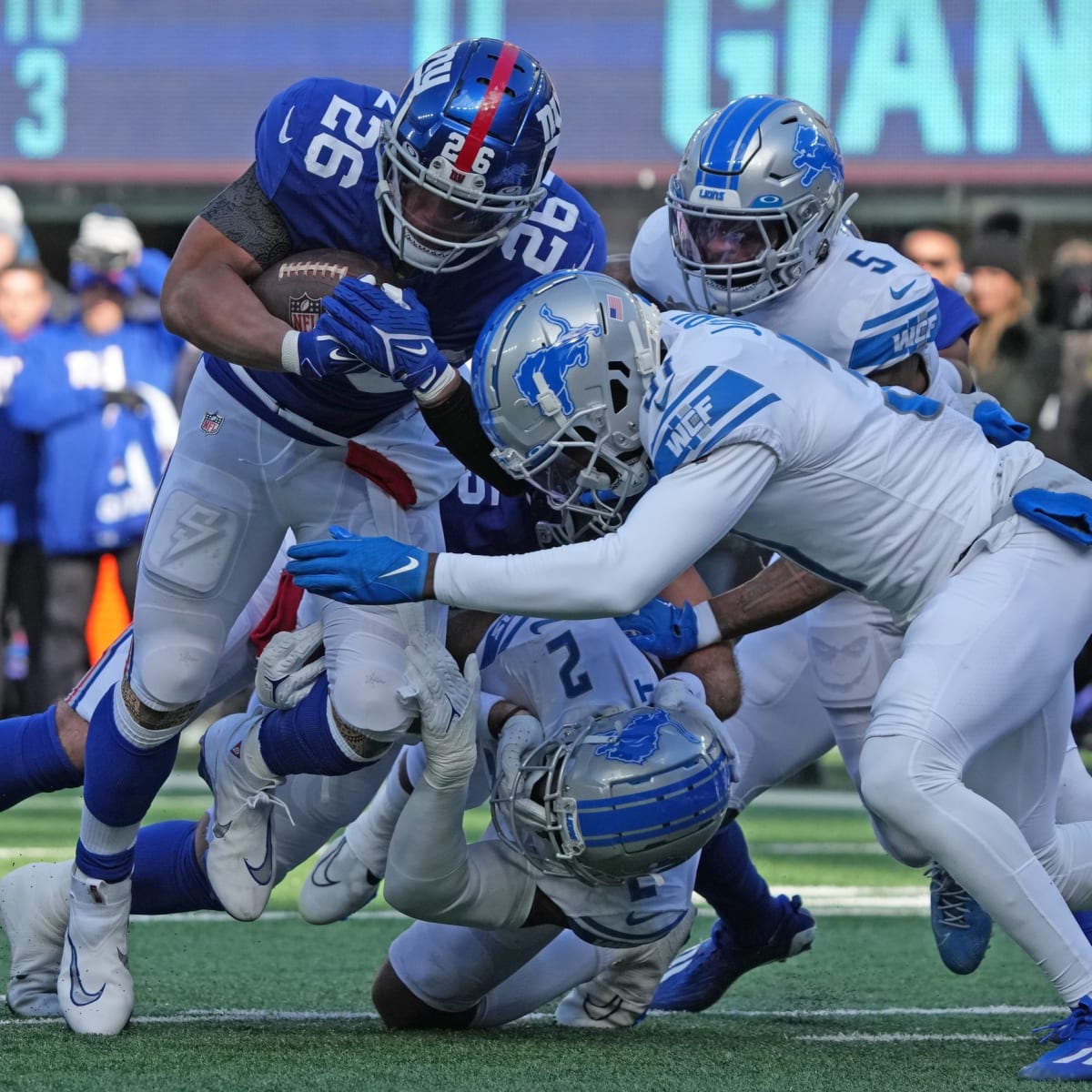 NFL on X: FINAL: @saquon runs for 146 yards as the @Giants improve to 3-1!  #CHIvsNYG #TogetherBlue  / X