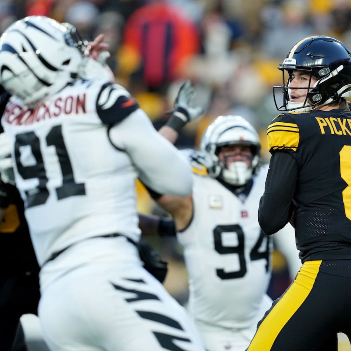 It's Time to Veer Away From Kenny Pickett to Pittsburgh Steelers Talk -  Sports Illustrated Pittsburgh Steelers News, Analysis and More