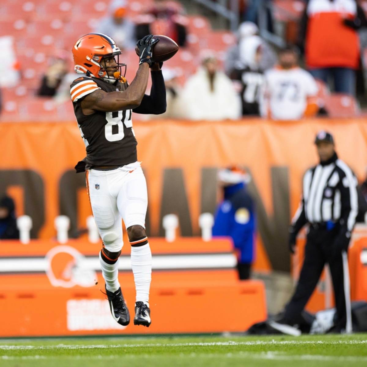 Browns activate WR Ja'Marcus Bradley