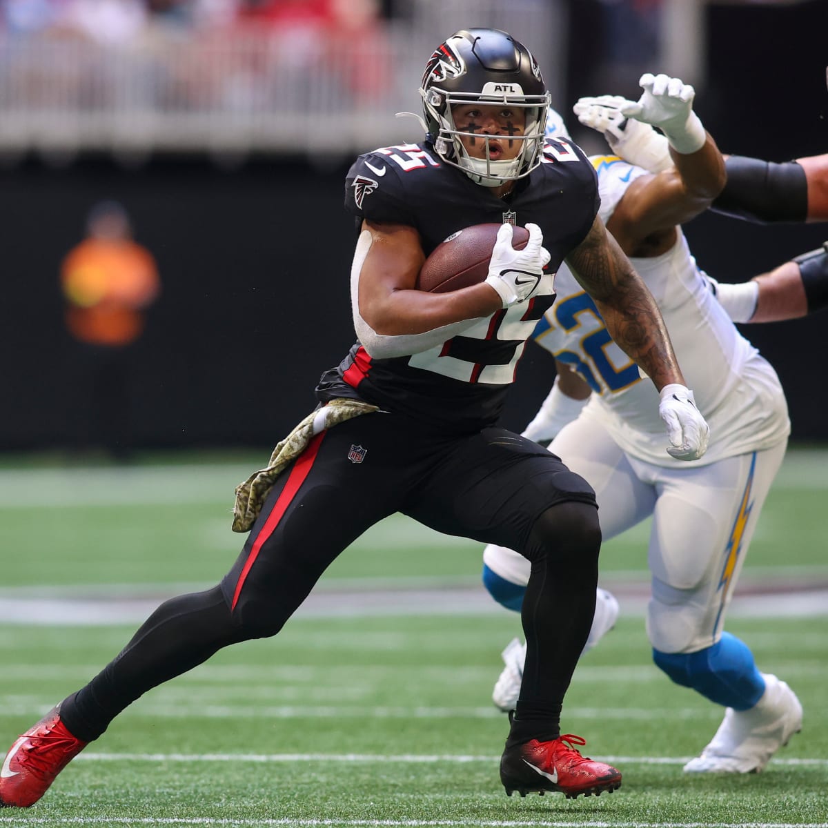 Atlanta Falcons' Tyler Allgeier Part of Plans vs. Carolina Panthers? -  Sports Illustrated Atlanta Falcons News, Analysis and More