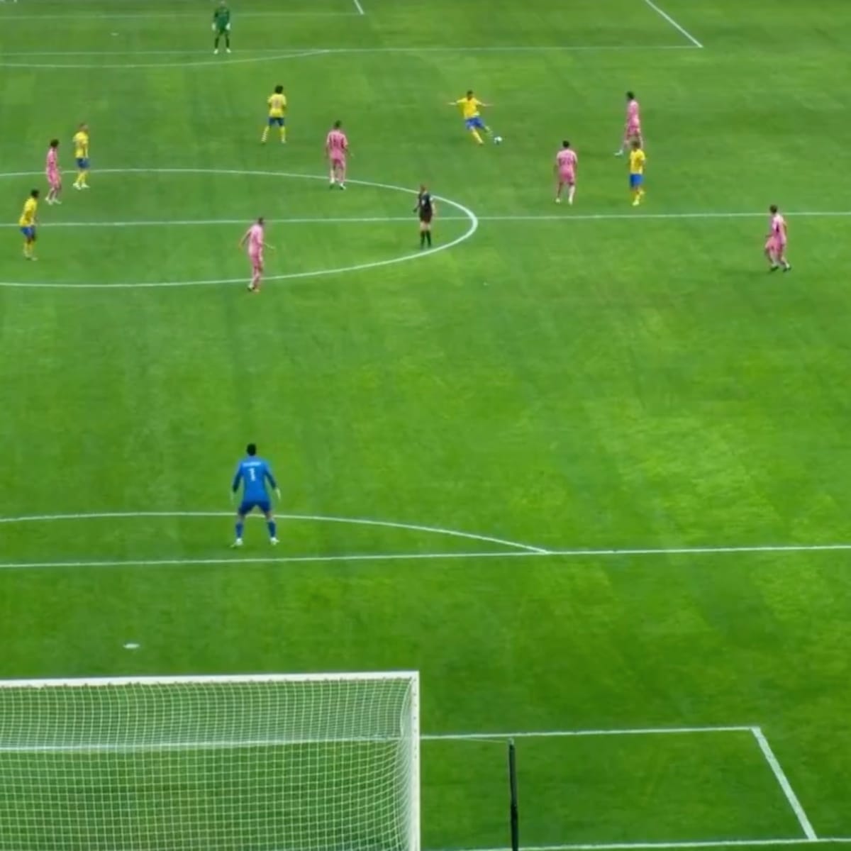 Aymeric Laporte scores free-kick from his own half vs Inter Miami - Futbol  on FanNation