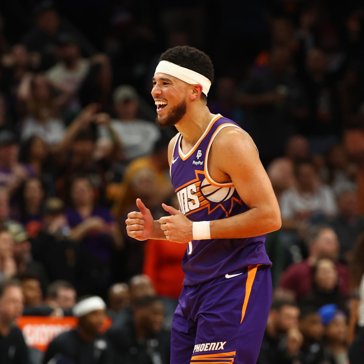 Devin Booker breaks Suns record for points in a quarter