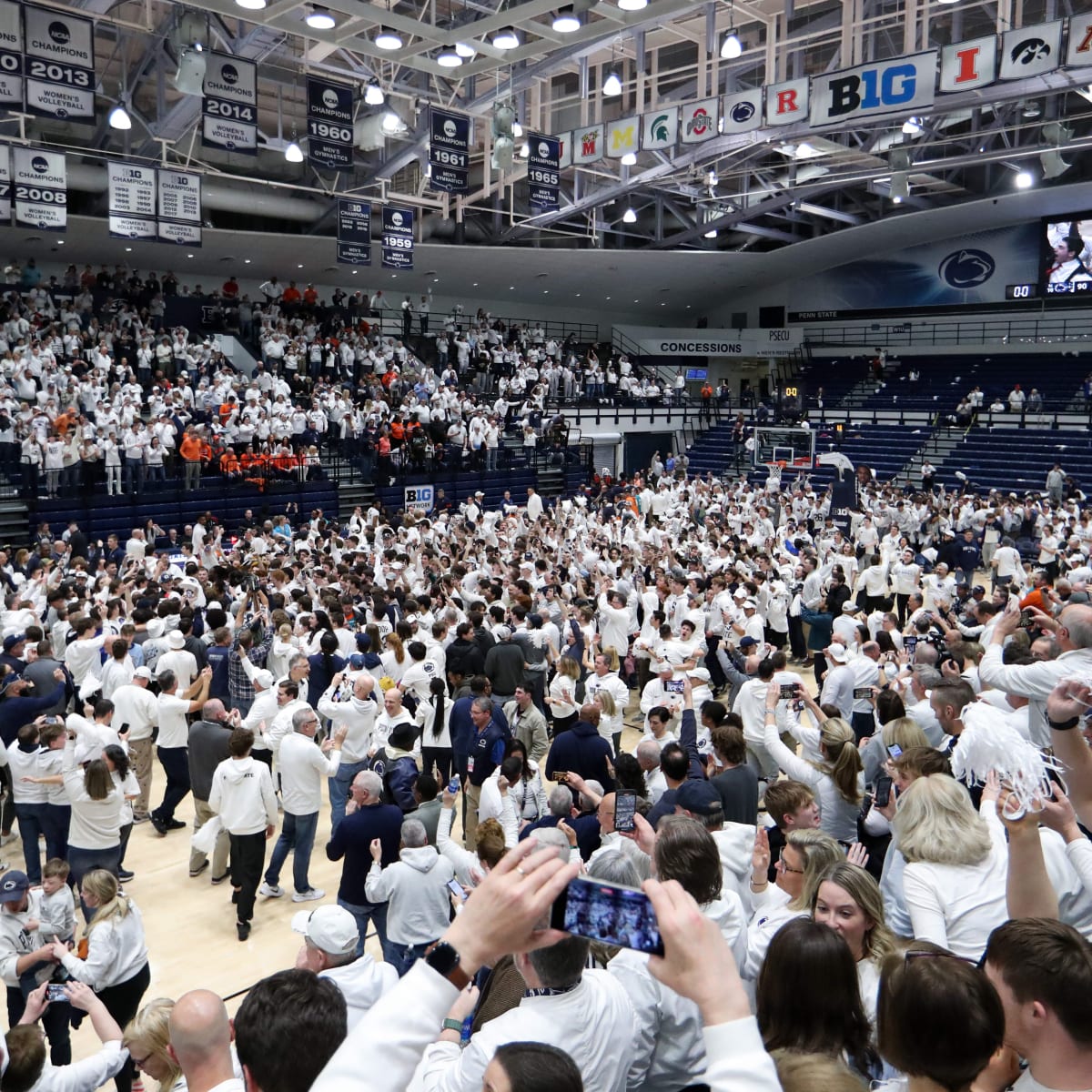 Penn State says fall sports will be played without fans