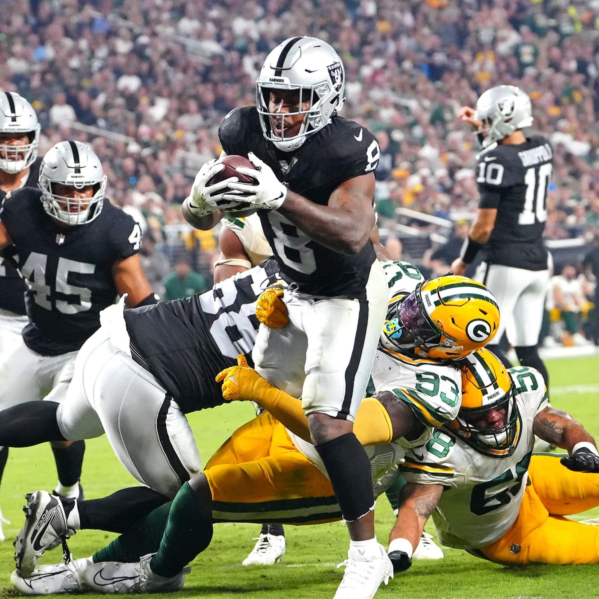 Packers Signing All-Pro Raiders Running Back Josh Jacobs - Sports