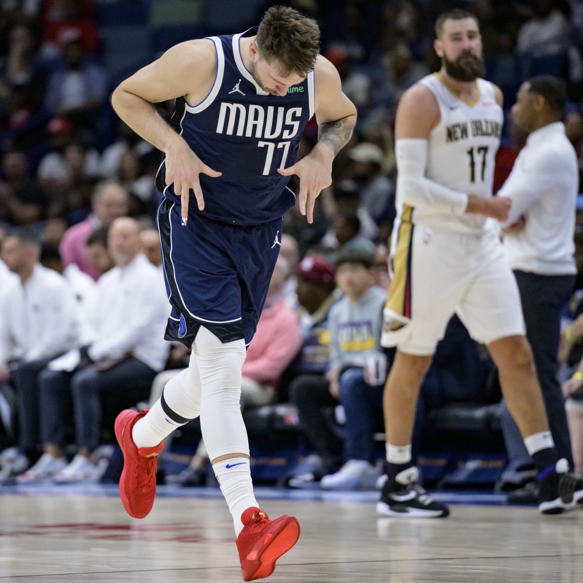 Luka Doncic's Current Injury Status For Mavs-Spurs Game - Fastbreak on  FanNation