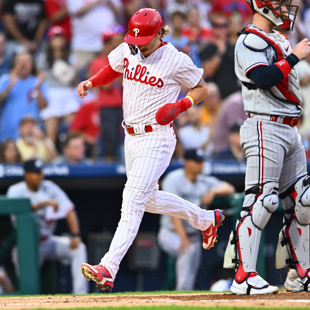 Offense clicks as Phillies pummel Dallas Keuchel and the Minnesota Twins,  13-2