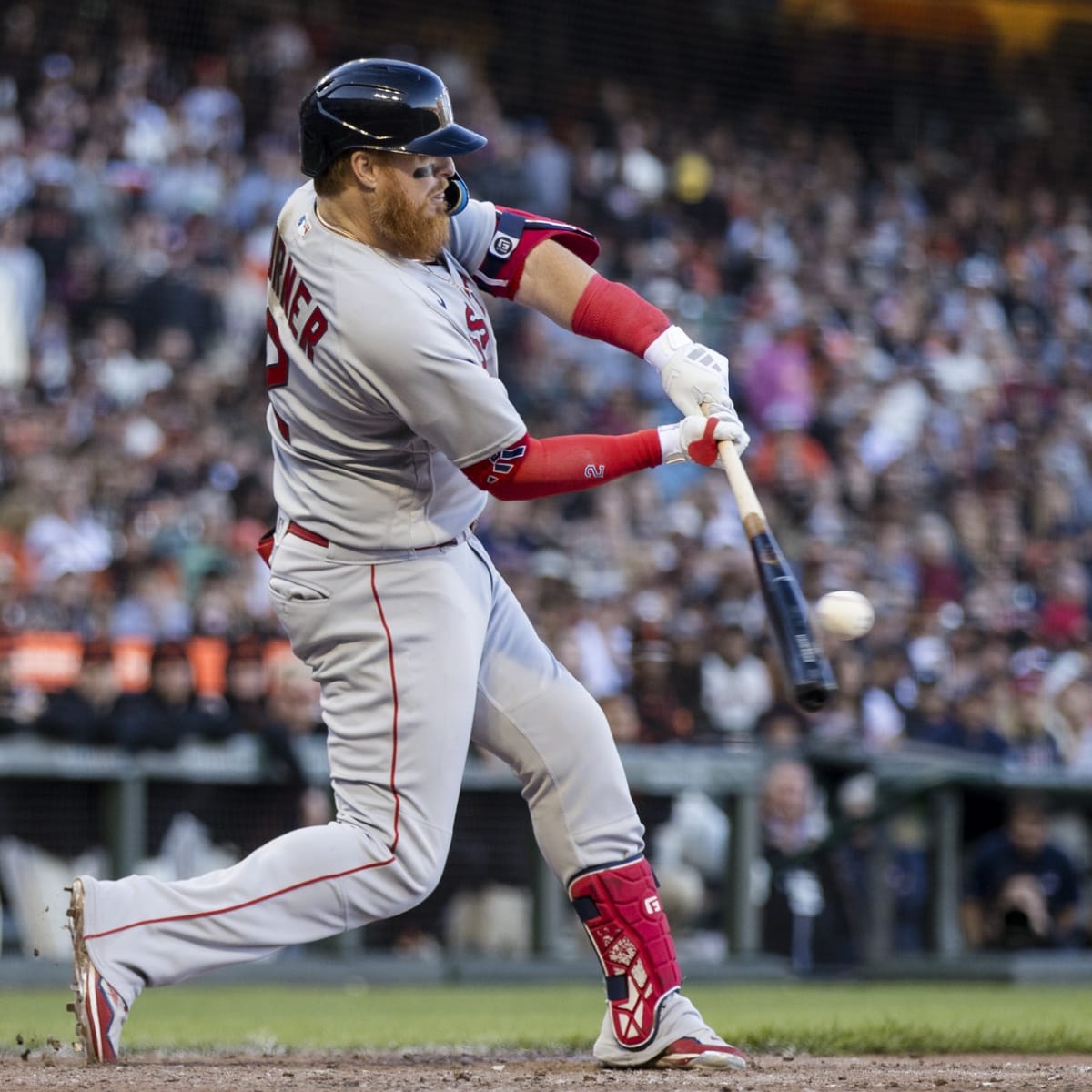 Red Sox's Justin Turner Mentoring Veteran Toiling In Triple-A