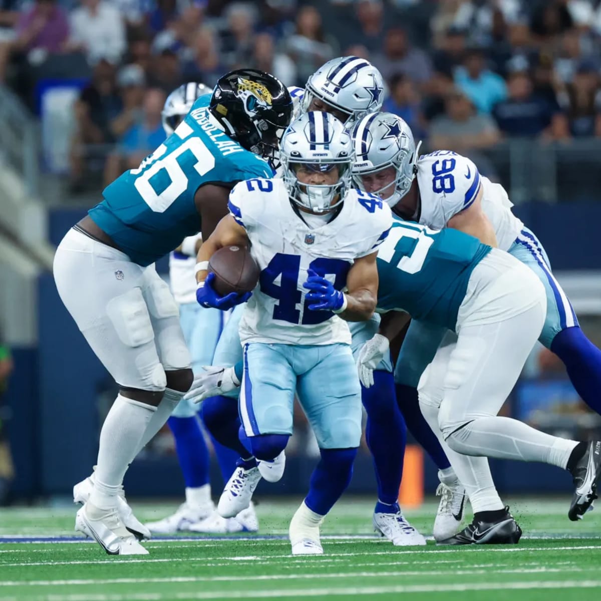 Deuce Vaughn Dallas Cowboys: A Closer Look At The Rising Star - VCI