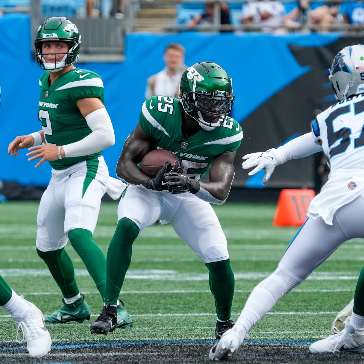 Jets-Panthers halftime report: Zach Wilson, Izzy Abanikanda impress