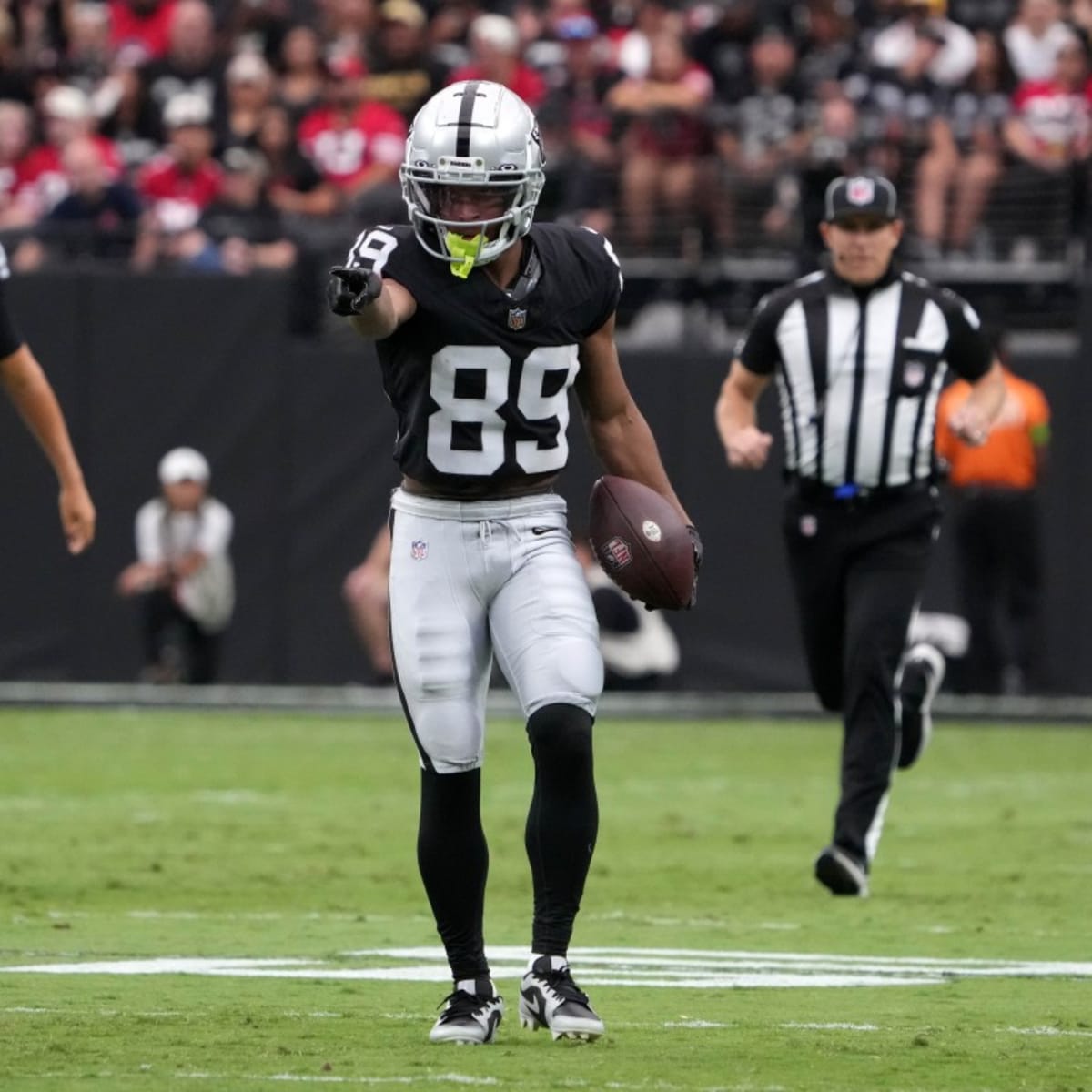 Raiders training camp: Rookie Amari Burney shows speed and