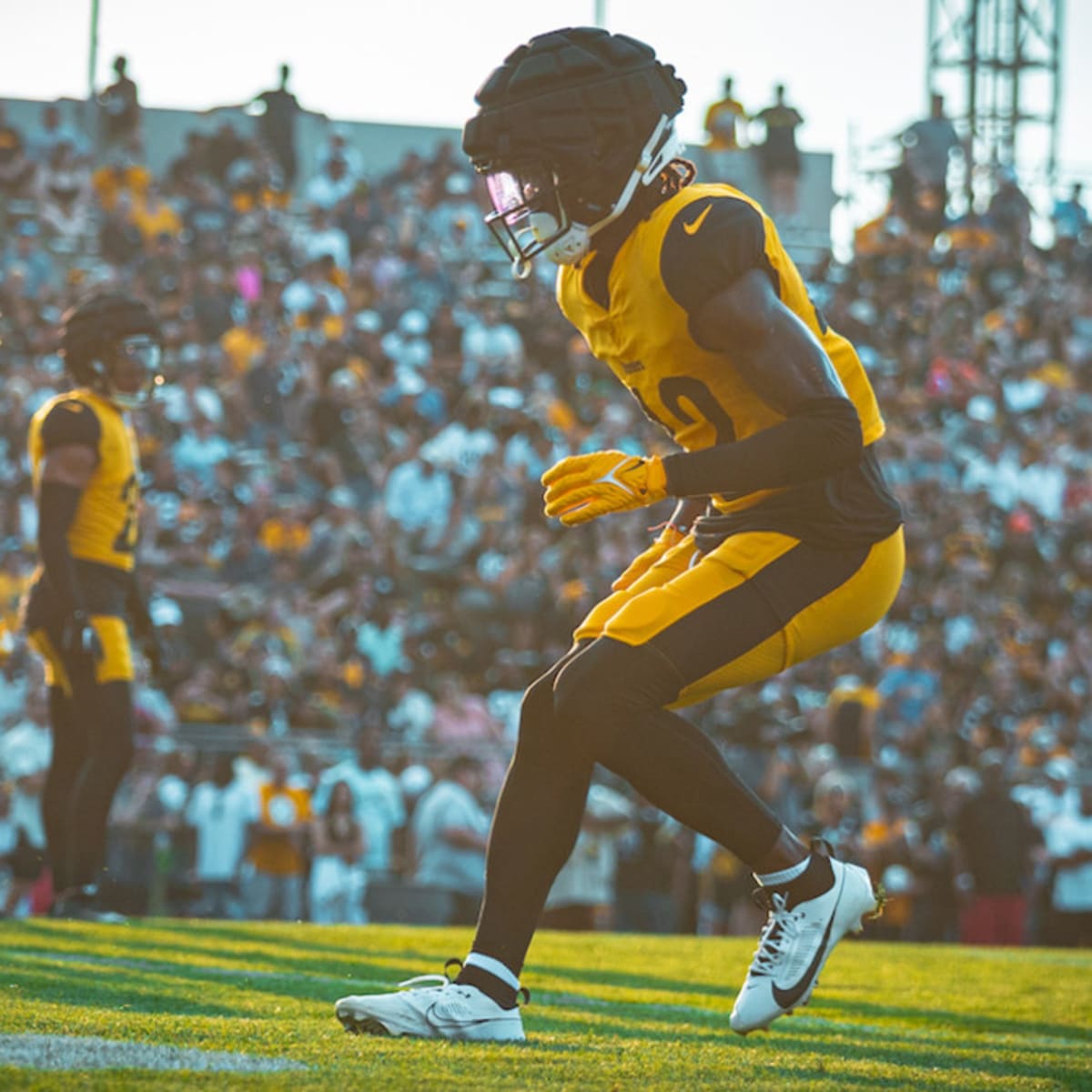 PITTSBURGH, PA - MAY 25: Pittsburgh Steelers cornerback James Pierre (42)  takes part in a drill during the team's OTA practice on May 25, 2022, at  the Steelers Practice Facility in Pittsburgh