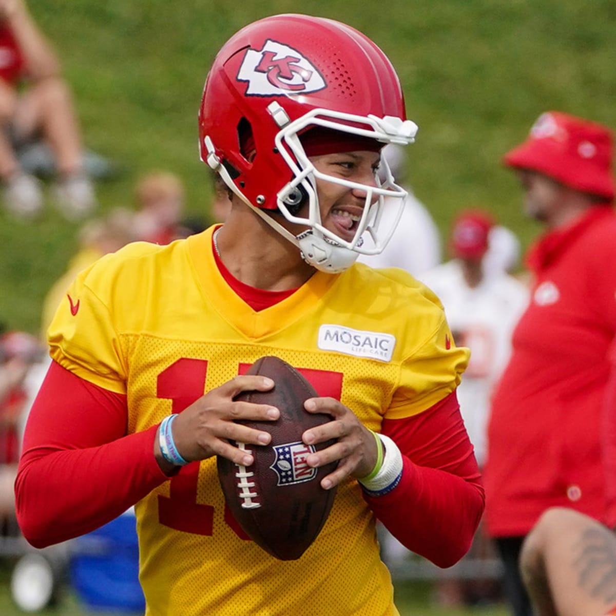 Patrick Mahomes appears ready for Chiefs' camp in new training