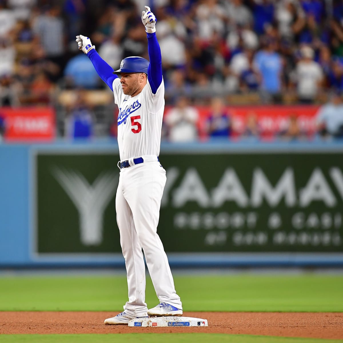 Watch: Dodgers new dance celebration inspired by Freddie Freeman