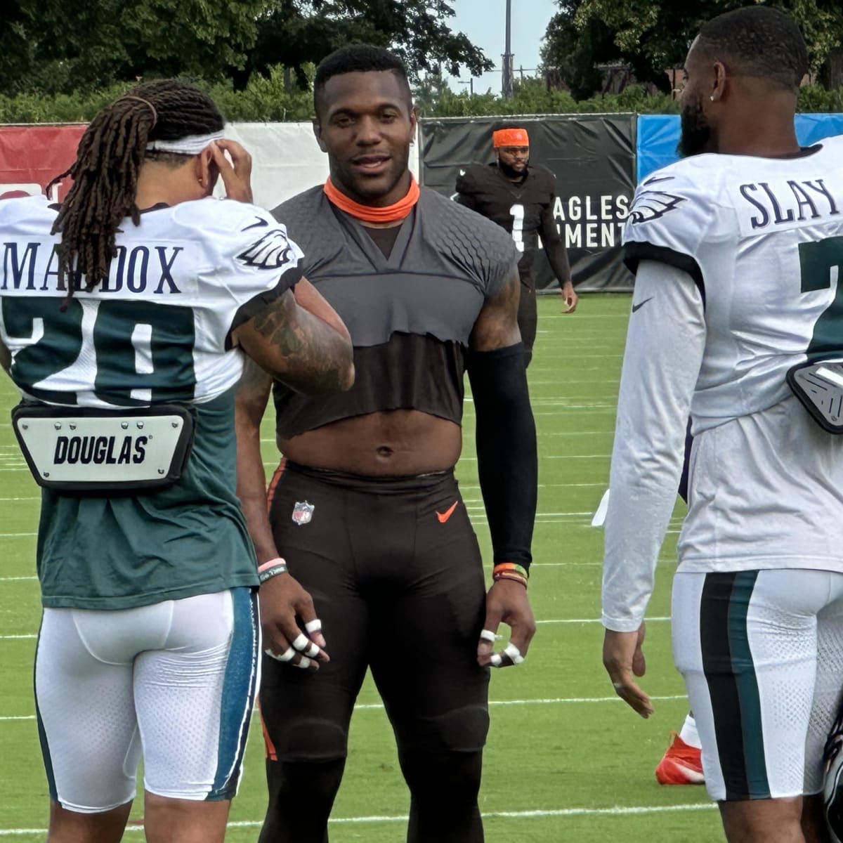 Philadelphia Eagles-Browns Practice: Instant Observations and a Homecoming  - Sports Illustrated Philadelphia Eagles News, Analysis and More