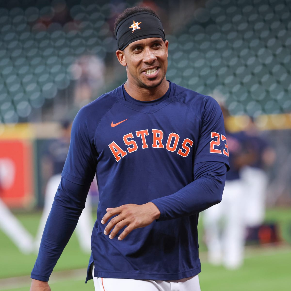 Houston Astros Outfielder Michael Brantley Hits Well in Injury