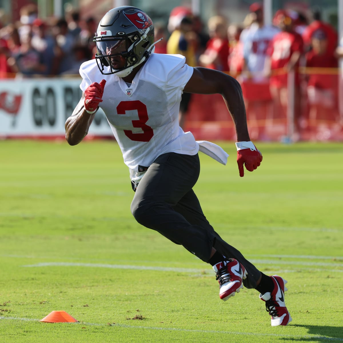 REPORT: Bucs WR Expected To Miss Rest Of Regular Season