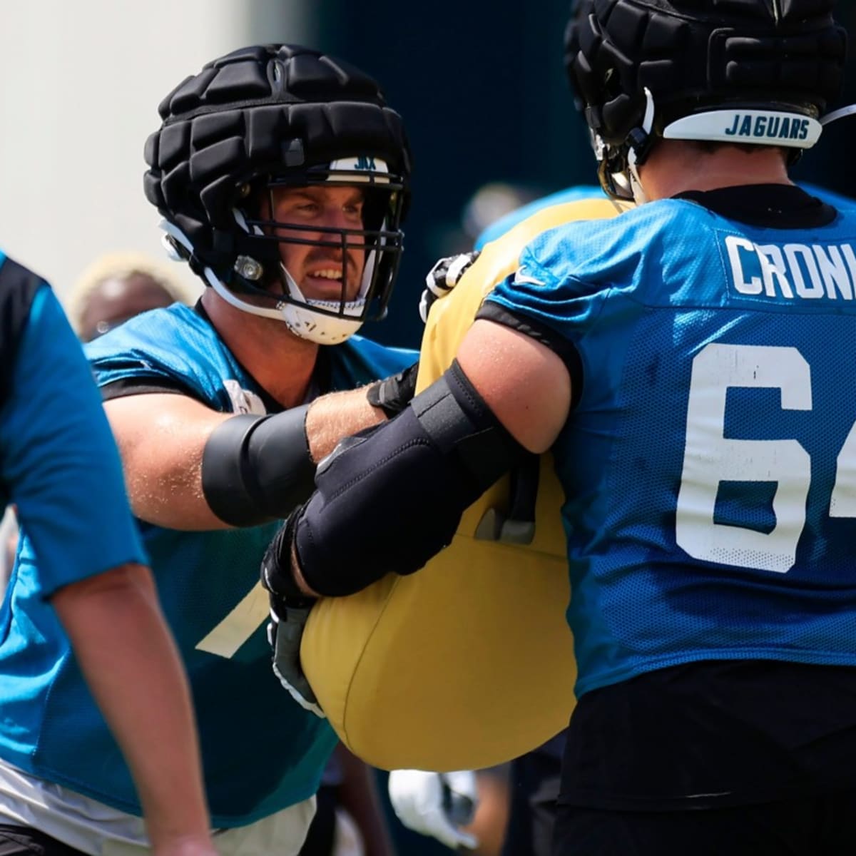 Jacksonville Jaguars OT Walker Little can ease the departure of