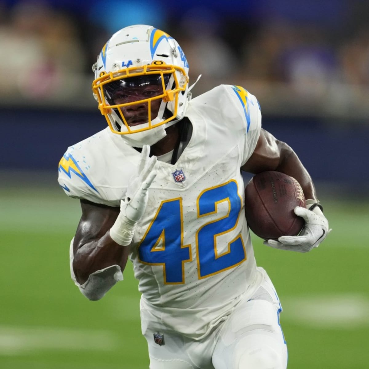 Undrafted rookie Elijah Dotson making a case for Chargers' roster spot  after 2-TD game - The San Diego Union-Tribune