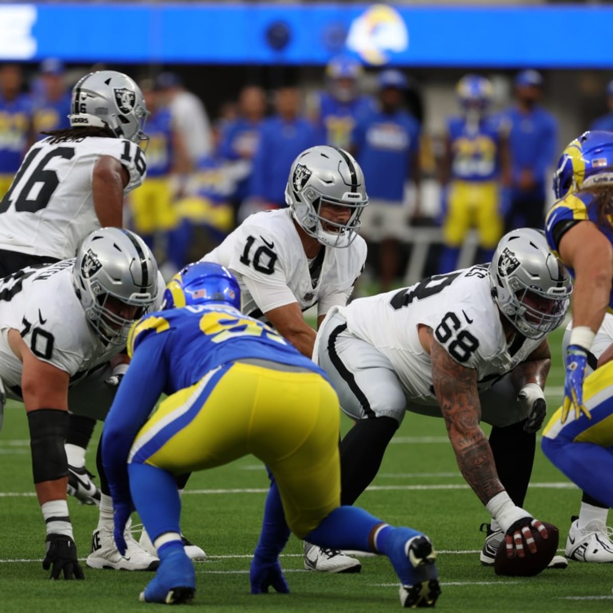 Raiders: 2 first-stringers in depth chart danger amid preseason