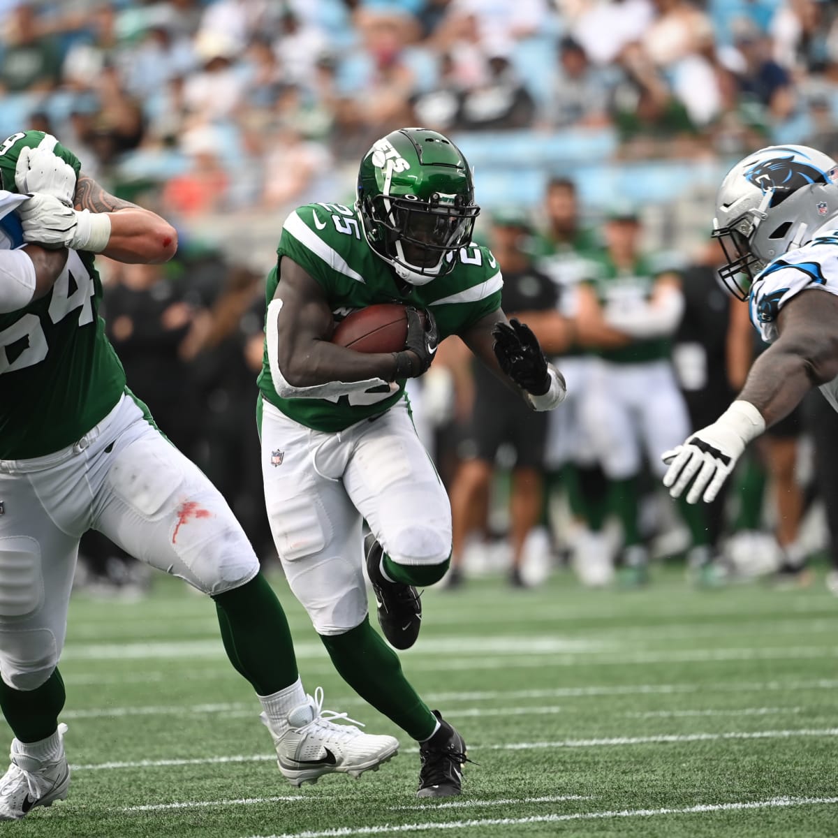 Rookie RB Israel Abanikanda Seeks to Continue His Journey of Growth with  Jets