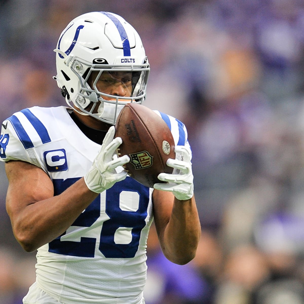 Examining Indianapolis Colts' options for Jonathan Taylor