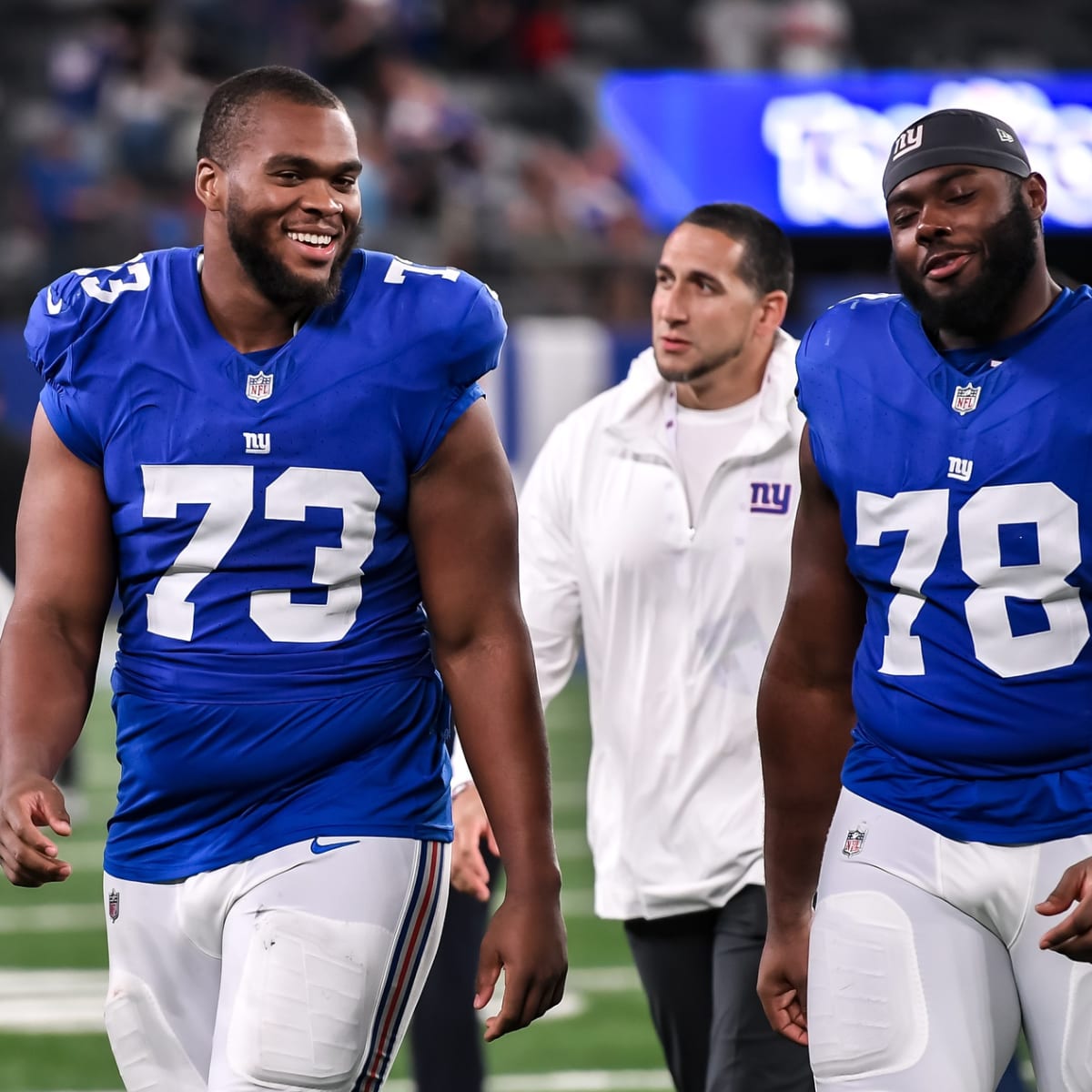 Giants' Evan Neal Leaning on All-Pro Teammate to Improve - Sports  Illustrated New York Giants News, Analysis and More