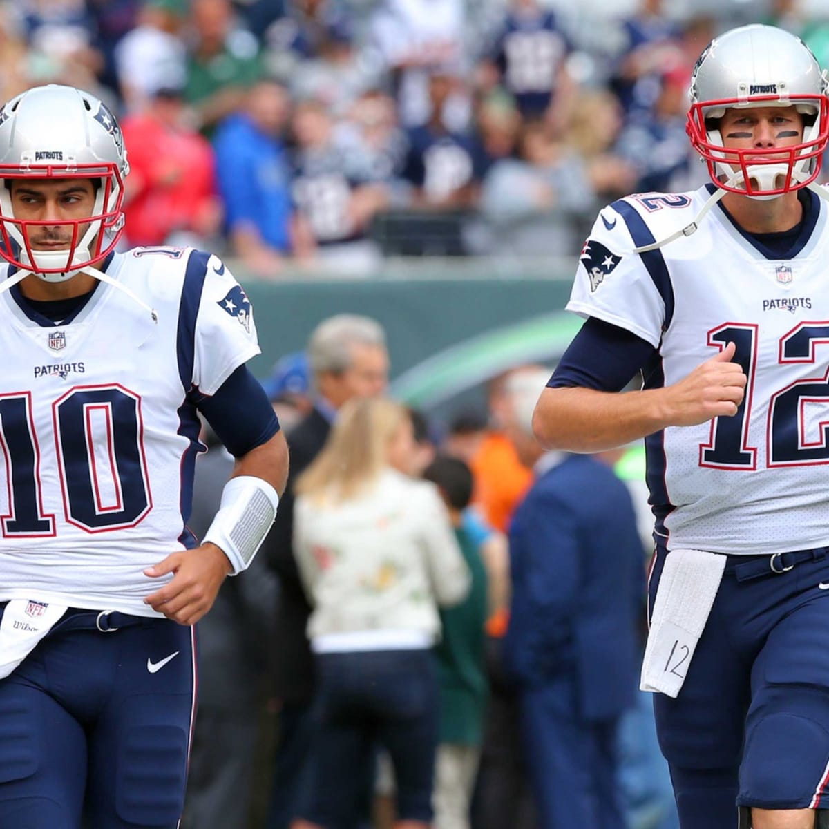 Raiders news: Las Vegas signs quarterback Jimmy Garoppolo from 49ers -  Silver And Black Pride