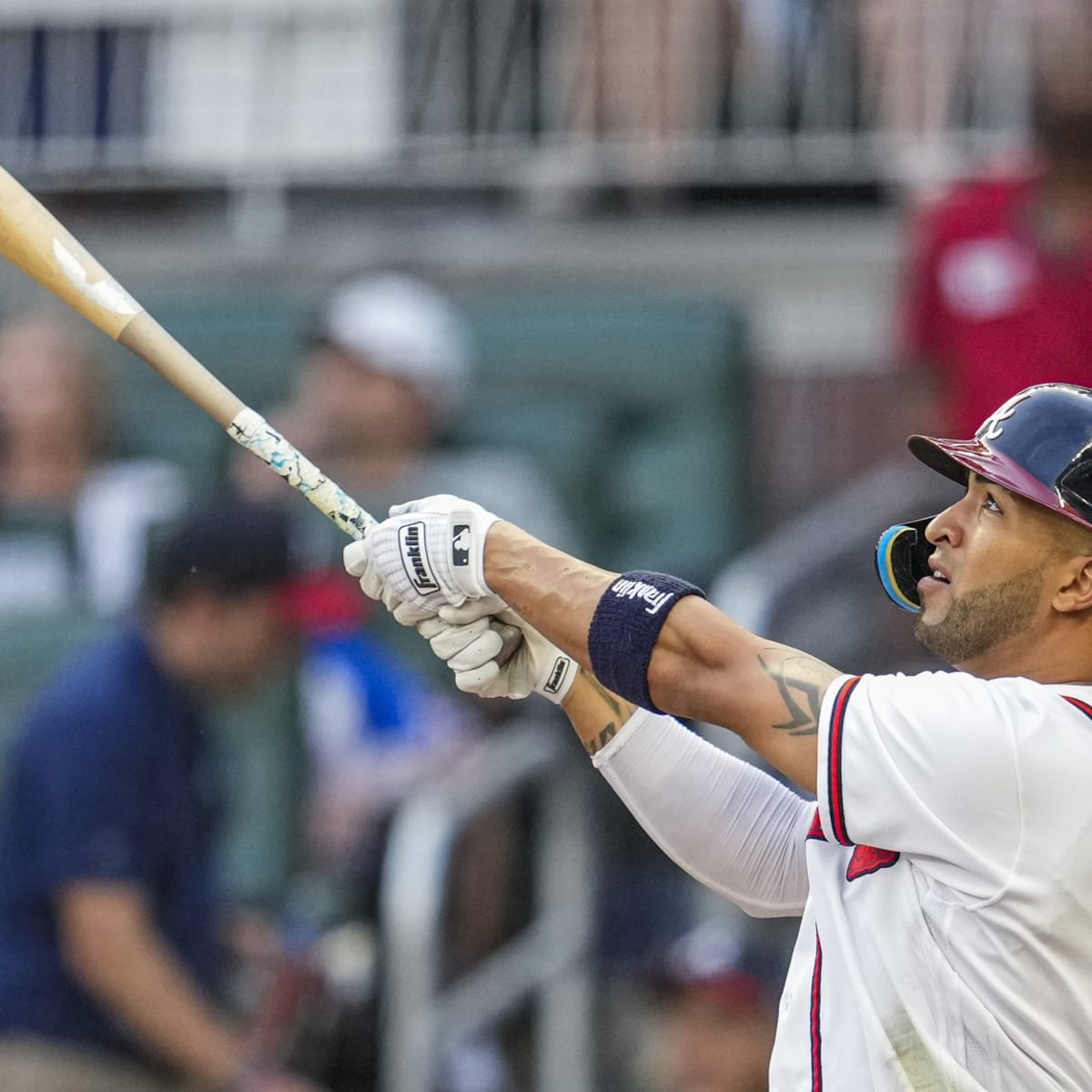 Hoes connects for his first MLB homer 