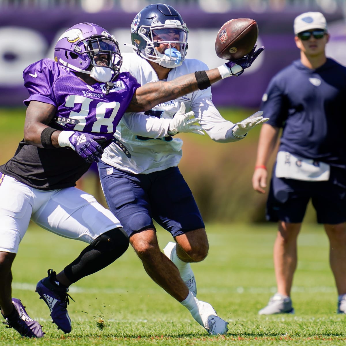 NFL Insider: Moss trade looked good for Vikings, at first