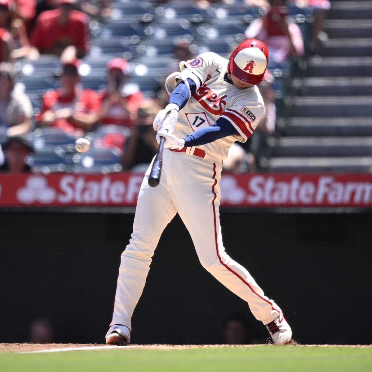 Shohei Ohtani hits 44th HR before leaving Angels game with arm fatigue 