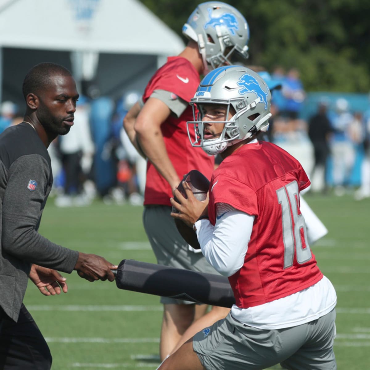 Detroit Lions quarterback Adrian Martinez (18) looks over the Carolina  Panthers defense during an NFL preseason football game, Friday, Aug. 25,  2023, in Charlotte, N.C. (AP Photo/Brian Westerholt Stock Photo - Alamy