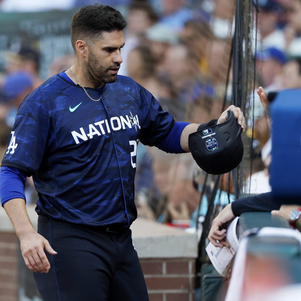 Dodgers News: J.D. Martinez Named National League Player Of The Week For  September 18-24 