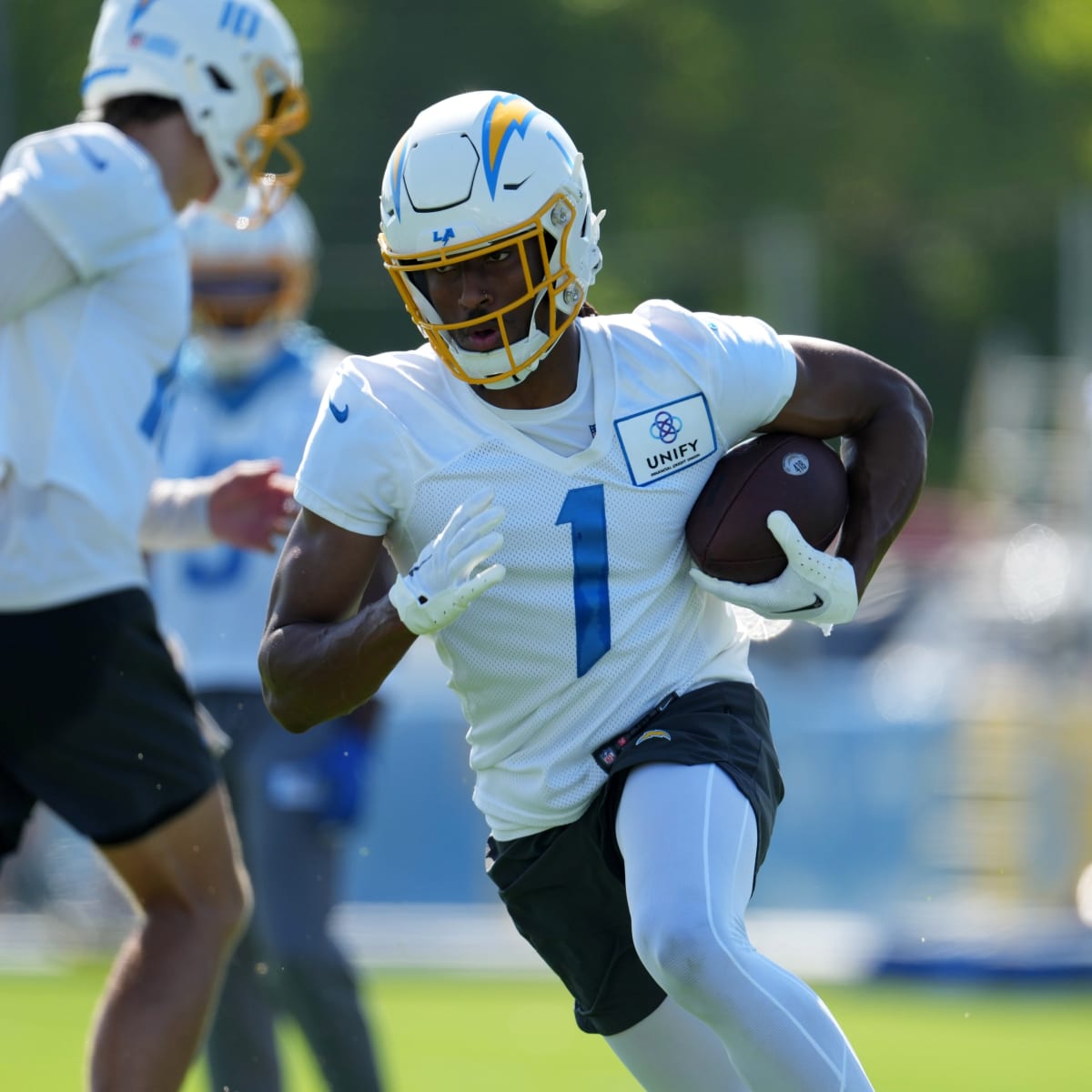 Look: Quentin Johnston makes first appearance in full Chargers uniform