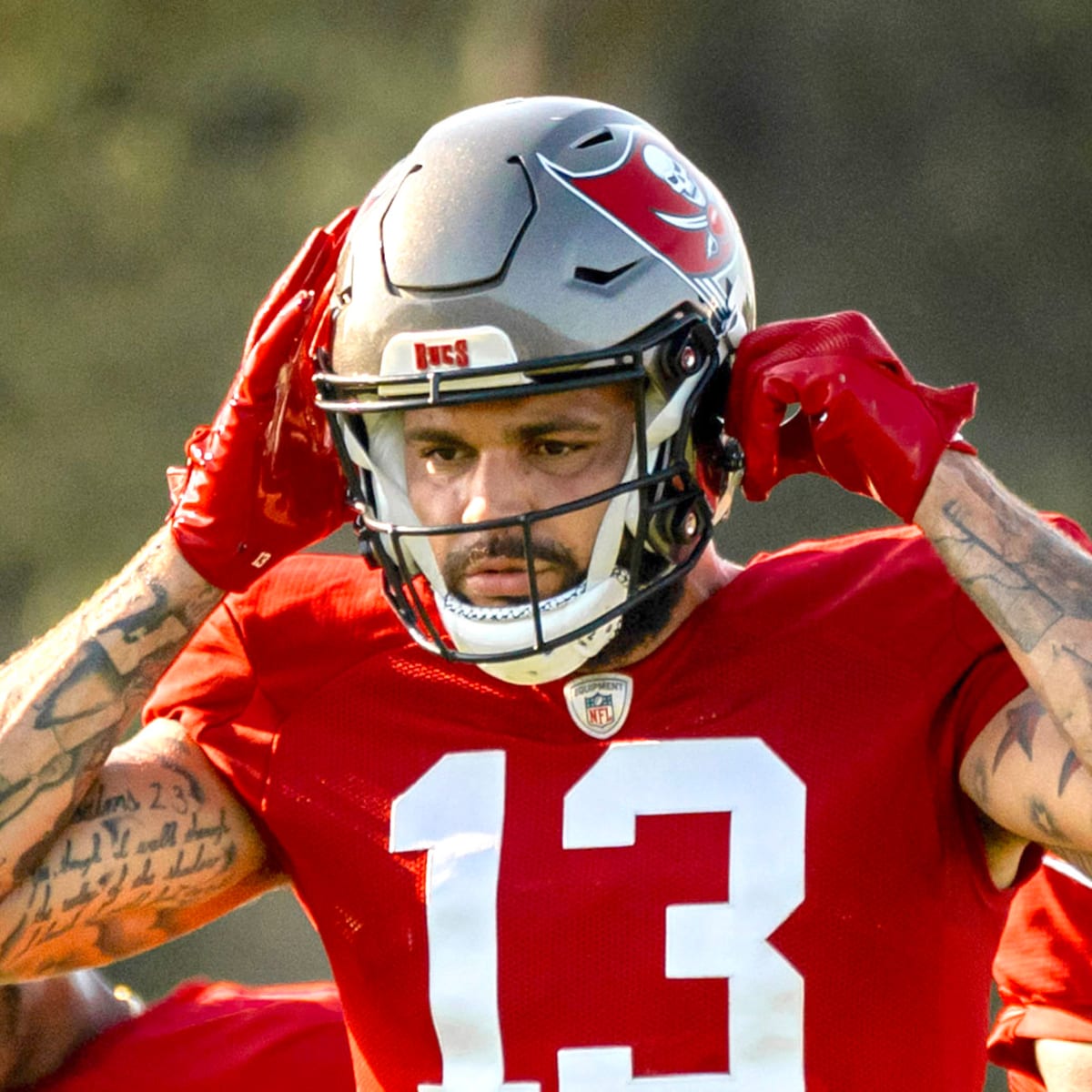 Why Saturday Is a Big Day For Mike Evans