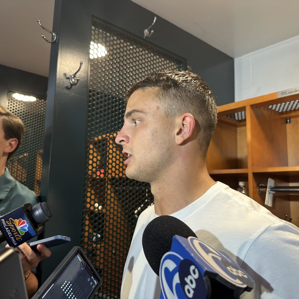 Why Eagles wide receiver Devon Allen may forgo part of the NFL