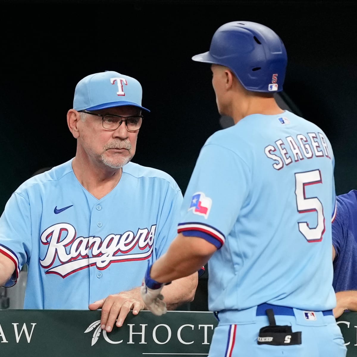 Texas Rangers manager Bruce Bochy leads the Rangers to a sweep of the  Phillies
