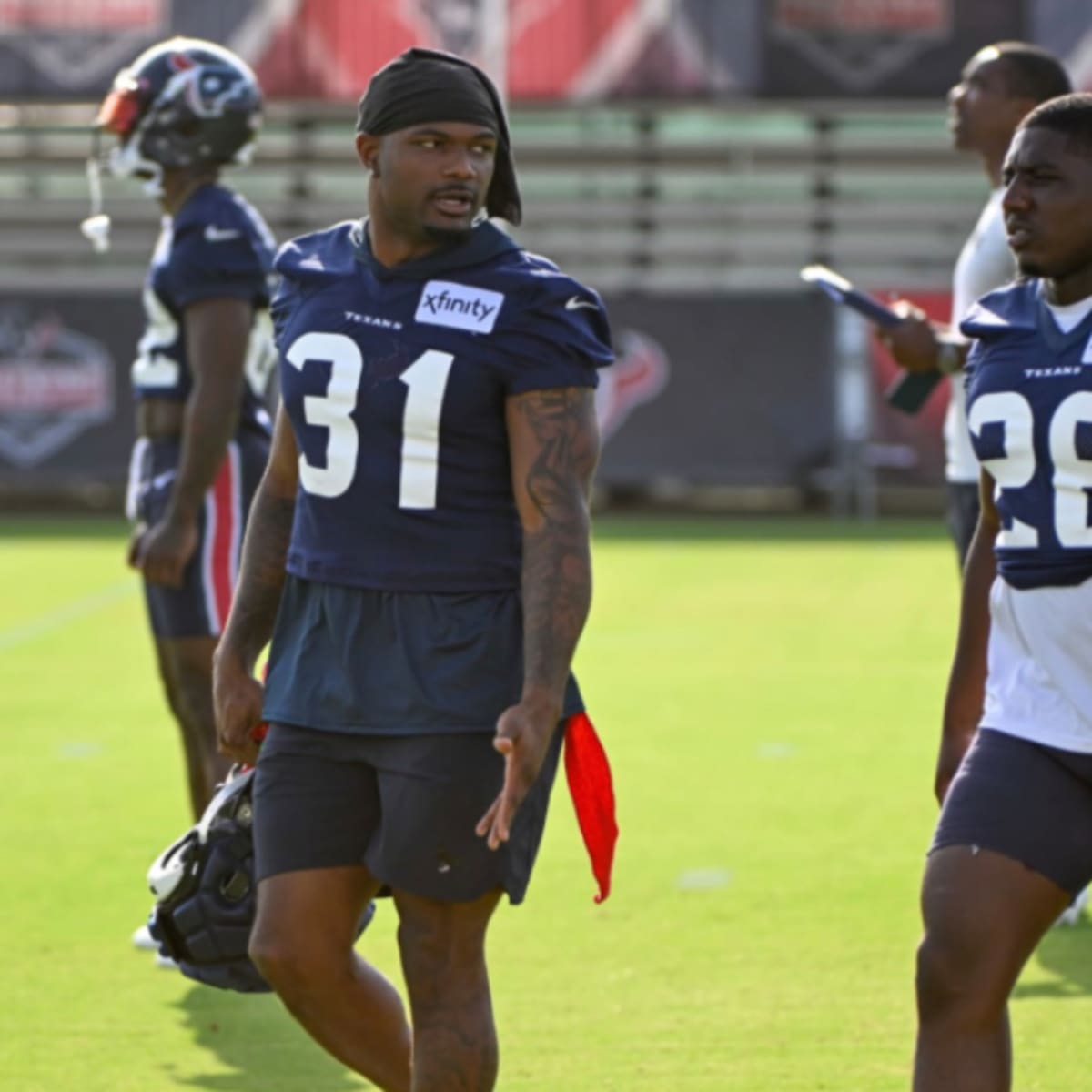 Houston Texans Running Back Dameon Pierce Opens Up About Rushing Struggles:  'It's A Feel Thing' - Sports Illustrated Houston Texans News, Analysis and  More