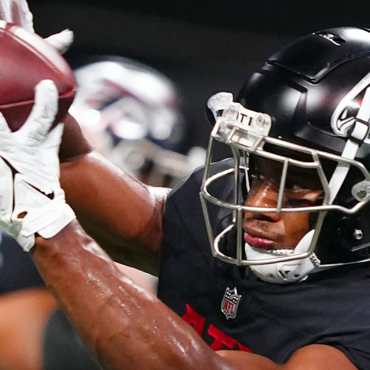 2023 NFL Fantasy Football: RB Bijan Robinson Pros & Cons 