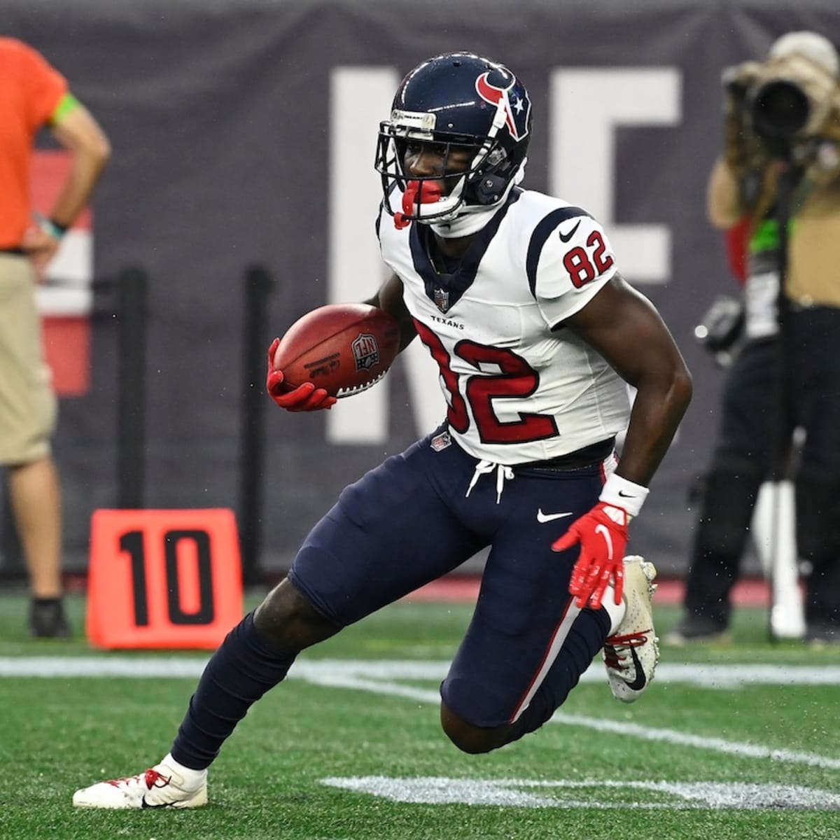 Pittsburgh Steelers Lose WR Steven Sims to Houston Texans - Sports