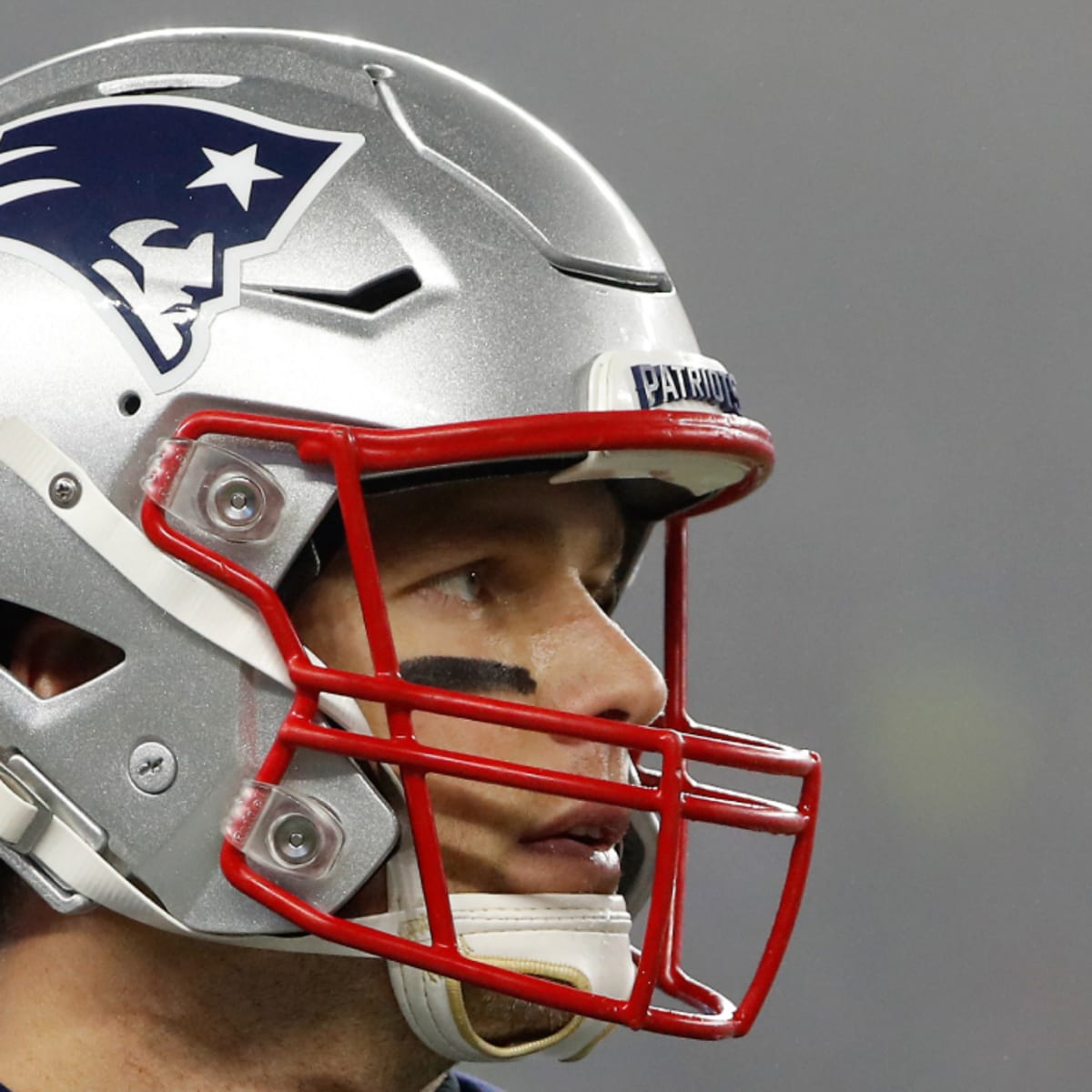 NFL Fans Had Lots of Tom Brady Conspiracy Theories After Patriots