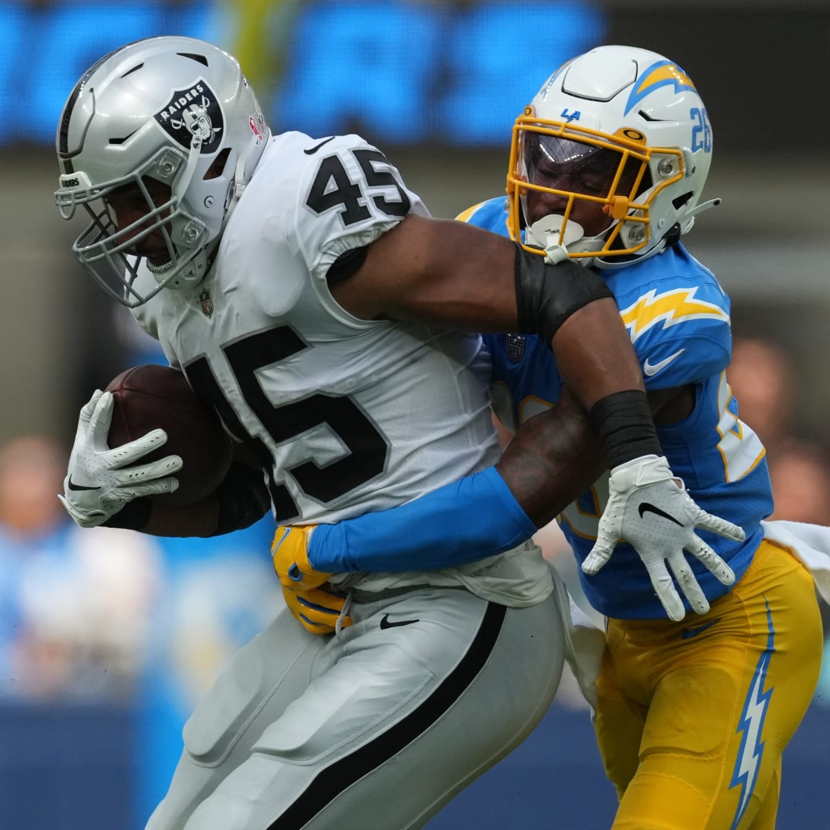 Las Vegas Raiders fullback Jakob Johnson on worldwide popularity of the NFL  - Sports Illustrated Las Vegas Raiders News, Analysis and More