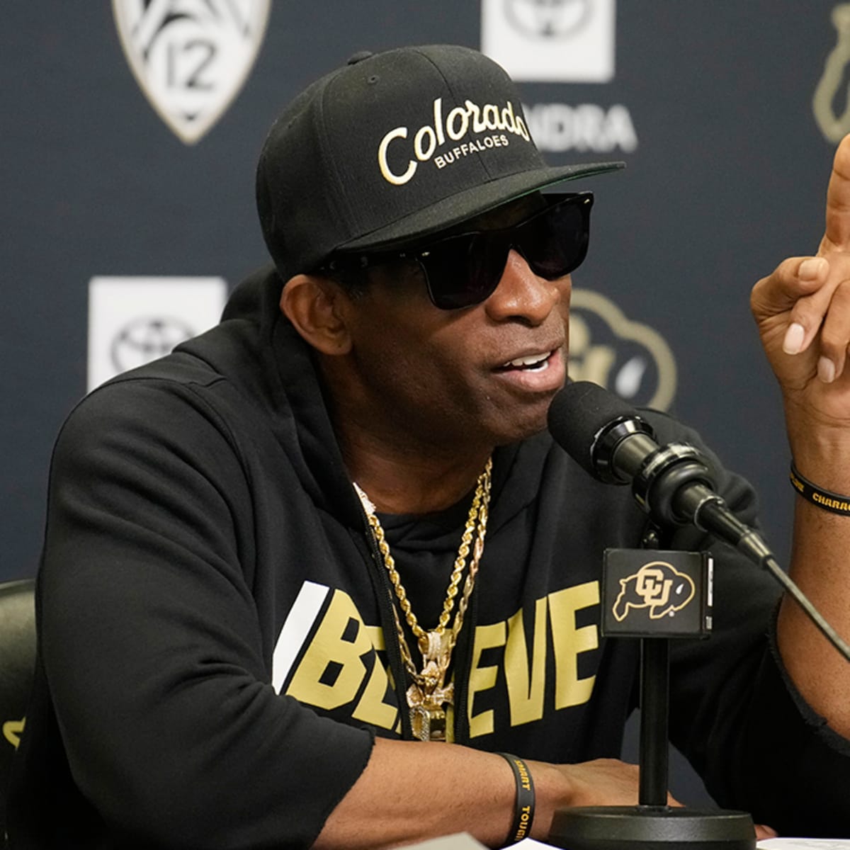 Deion Sanders says he's not a Seminole, should Florida State