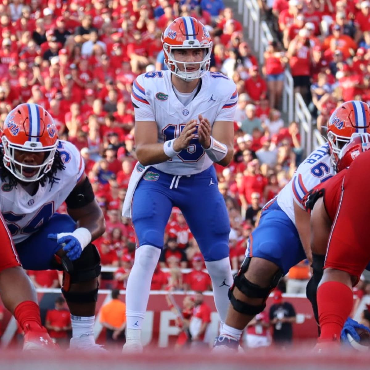 Florida takes penalty against Utah for 2 players wearing same number