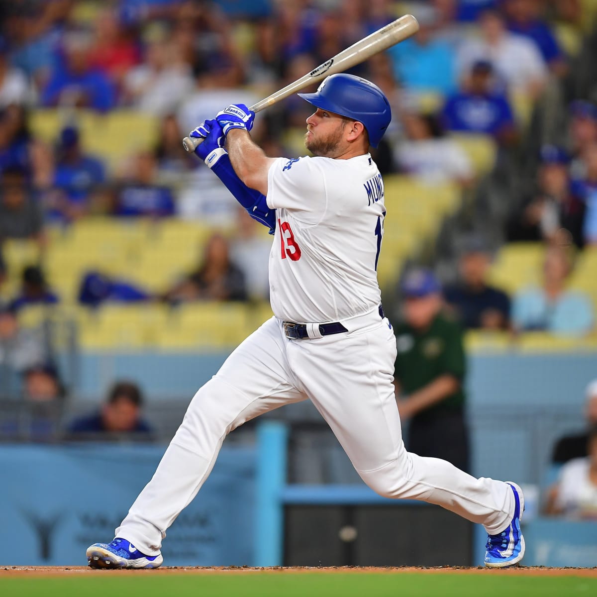 Clayton Kershaw flashes his 2014 form in Dodgers' win over Atlanta Braves –  Daily News