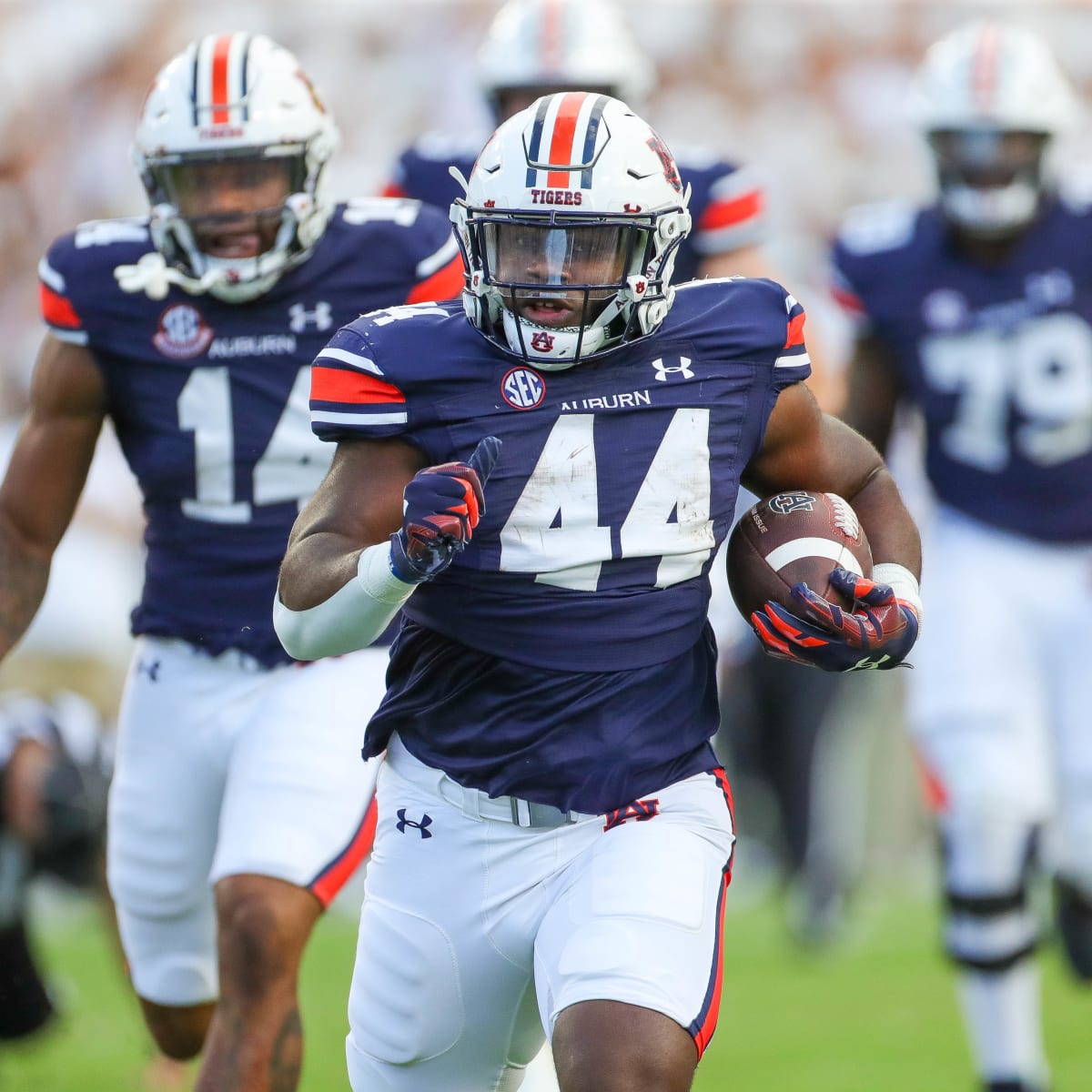 Ranking Auburn's best football uniforms