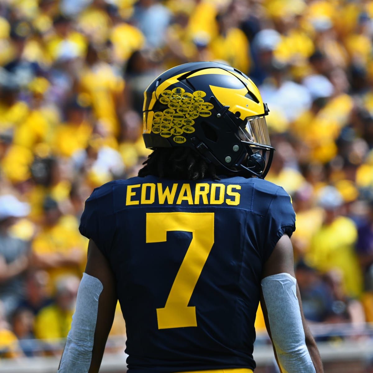 Donovan Edwards Jersey, Donovan Edwards Jerseys, Michigan